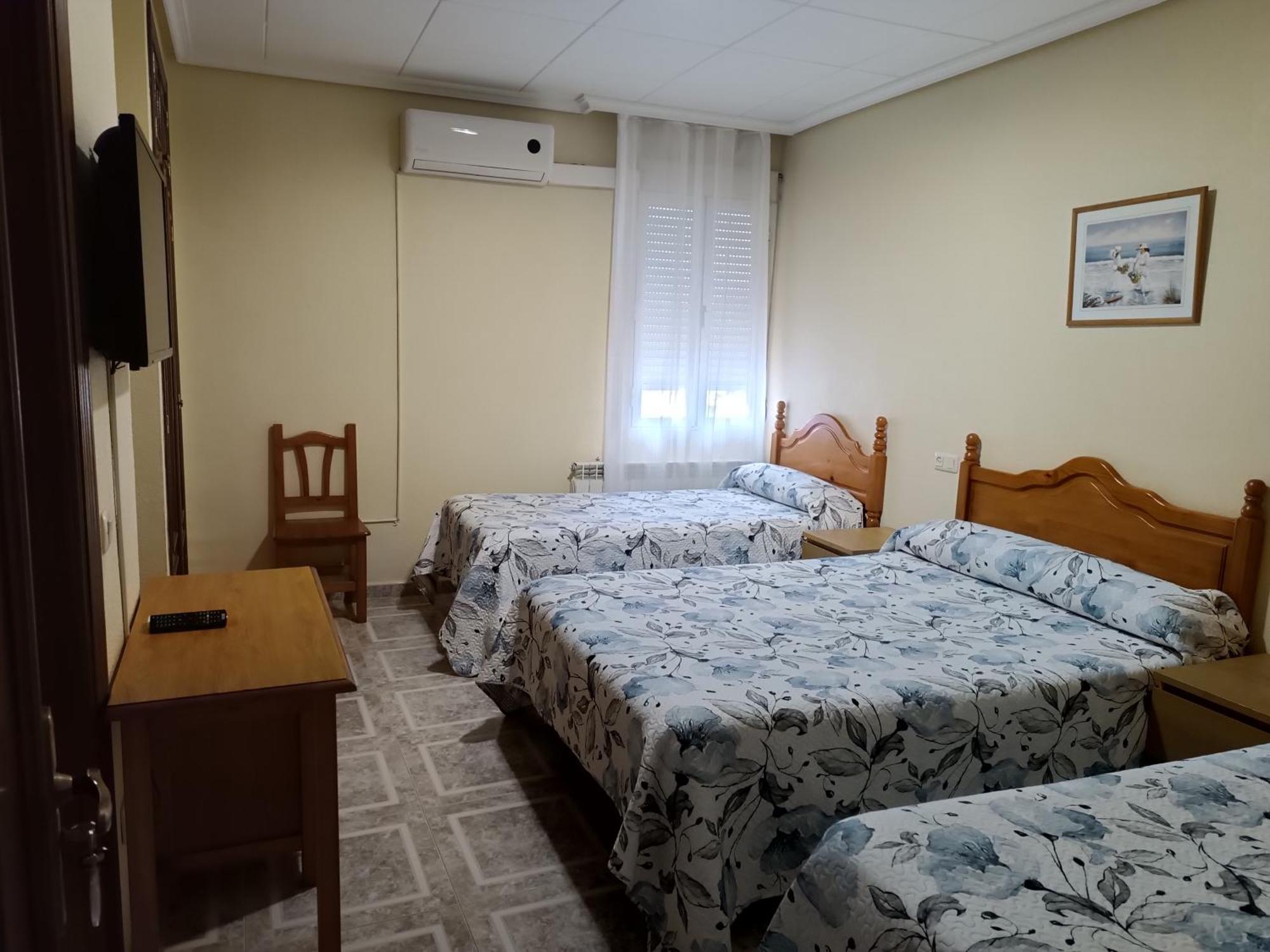Hostal Avila Ocaña Cameră foto