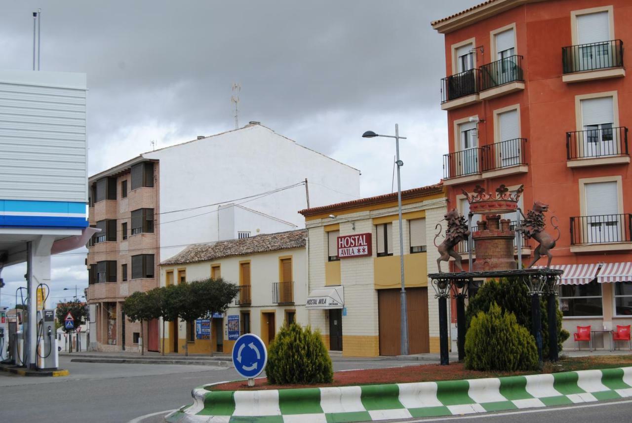 Hostal Avila Ocaña Exterior foto